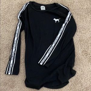 Pink VS long sleeve tee